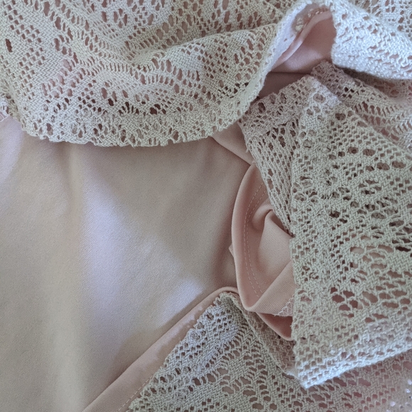 Cute peach mini dress - Picture 3 of 3